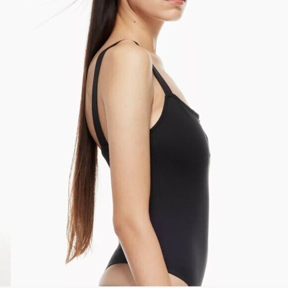 Aritzia Babaton WHITE lowercase v-neck notch bodysuit size XSmall - Picture 6 of 9